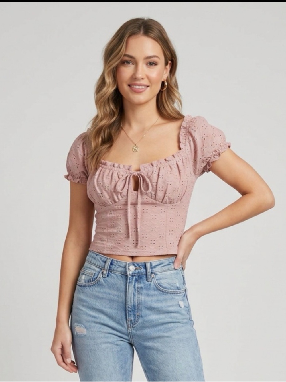 Women’s Mauve Eyelet Tie-Front Puff Sleeve Top- Large